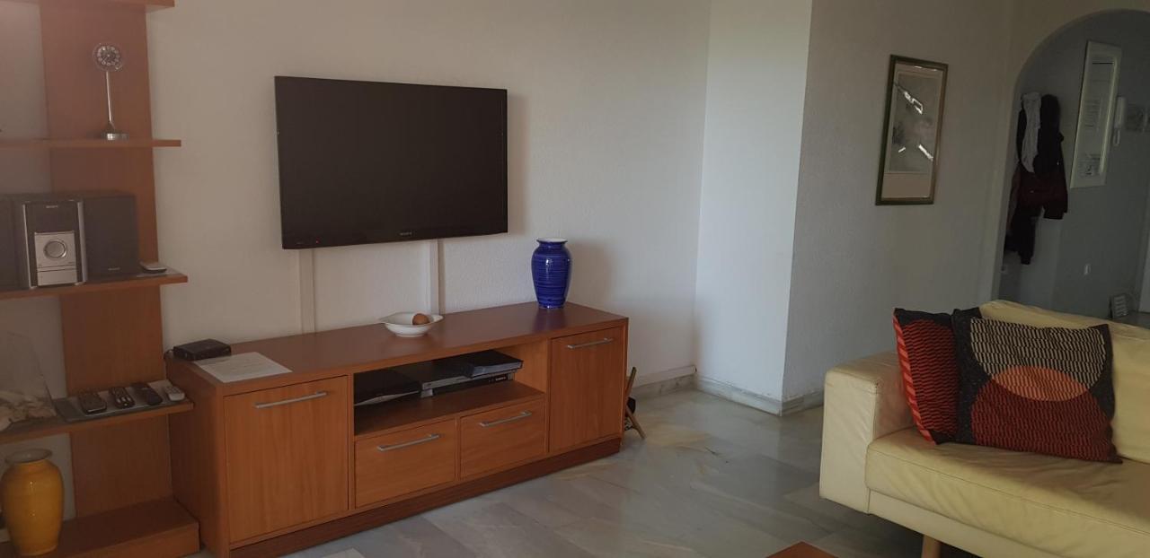 Gamonal 17 Apartment เบนัลมาเดนา ภายนอก รูปภาพ